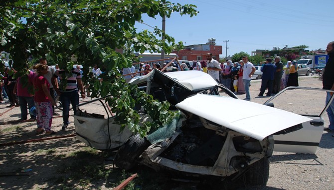 Tarsus'ta Feci Kaza: 2 Ölü 2 Yaralı 