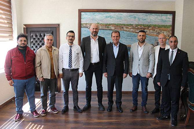 Tarsus Gazeteciler Cemiyeti,  Başkan Vahap Seçer’i Ziyaret Etti
