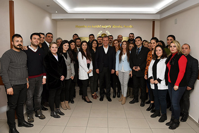 Başkan Seçer, Tarsus’ta Kurs Merkezi Öğrencileriyle Bir araya Geldi