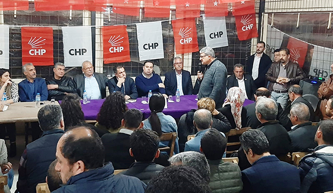 CHP'li Yöneticiler, Bağlar Mahallesinde Vatandaşlarla Buluştu