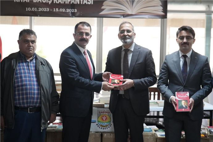 Tarsus Belediyesi Cezaevi Kütüphaneleri İçin 2 bin 500 Adet Kitap Bağışladı 