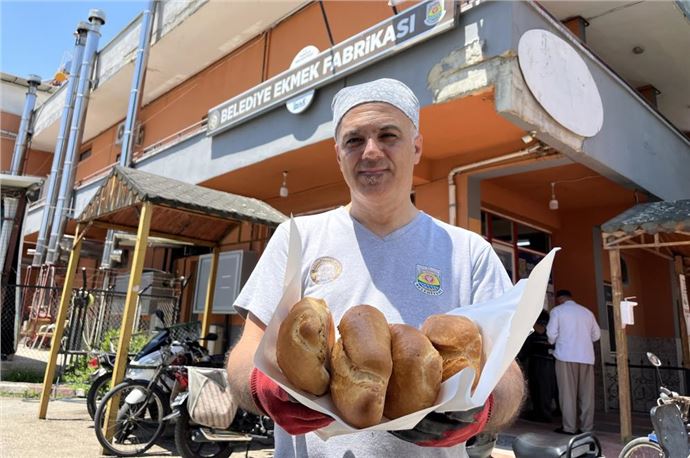 Tarsus Belediyesi, Halk Ekmeği  Ramazan Ayında 1 TL’den Satacak 